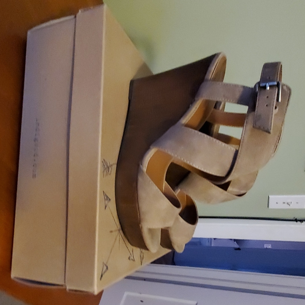 Wedge sandal